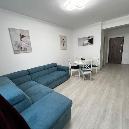 Urban Apartments And Studios - City Center Iasi Exteriör bild