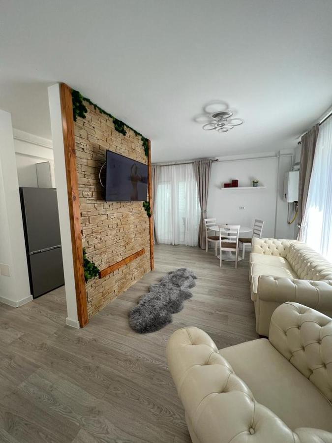 Urban Apartments And Studios - City Center Iasi Exteriör bild