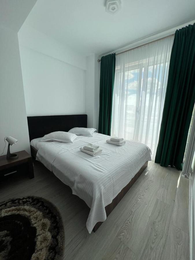 Urban Apartments And Studios - City Center Iasi Exteriör bild