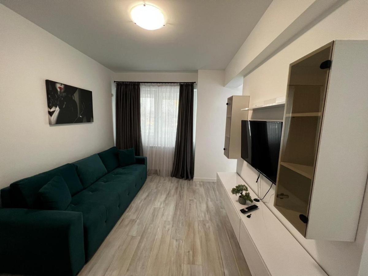 Urban Apartments And Studios - City Center Iasi Exteriör bild