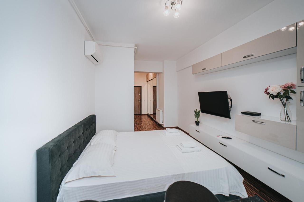 Urban Apartments And Studios - City Center Iasi Exteriör bild