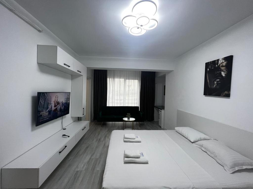 Urban Apartments And Studios - City Center Iasi Exteriör bild